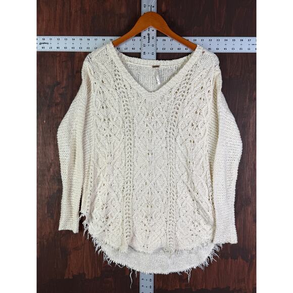 Free People V Neck Oversized Pullover Sweater Cream Creme Womens XS Hole‎ In Pit - Picture 2 of 6